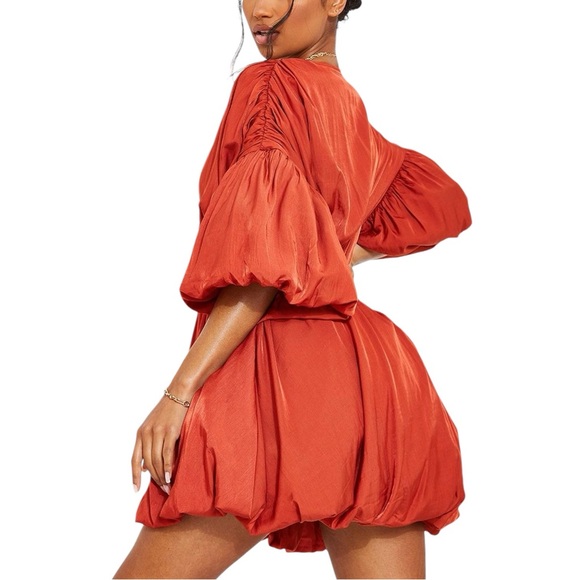 NWT PRETTYLITTLETHING Rust Puff Sleeve Puffball Hem Shift Dress. Size 0 - Picture 2 of 11
